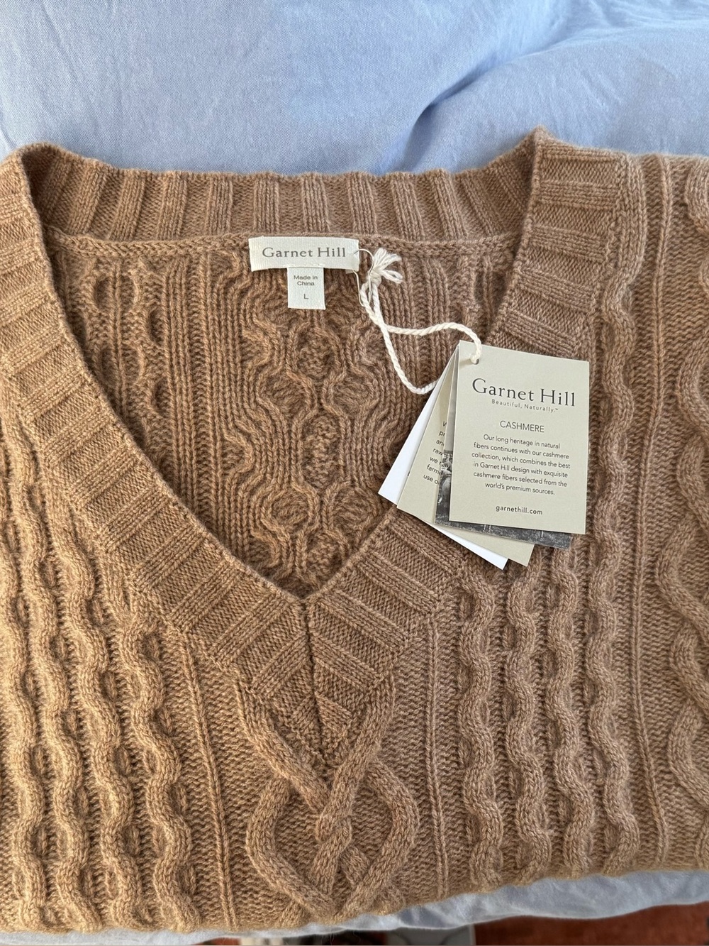 Garnet Hill Women's Cable V-Neck 100% Cashmere Sweater Vest in Camel NWT